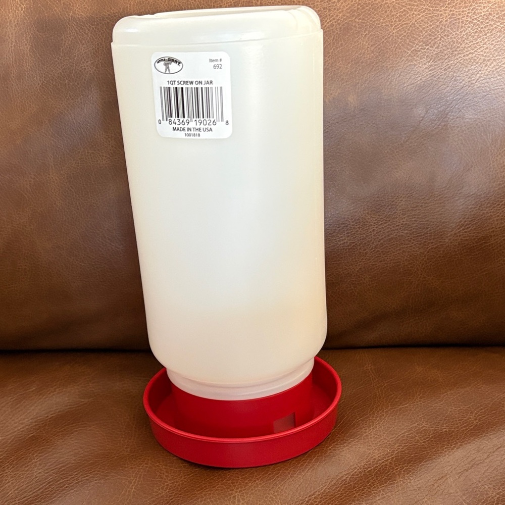 1QT Plastic Poultry Waterer - White Reservoir with Red Base